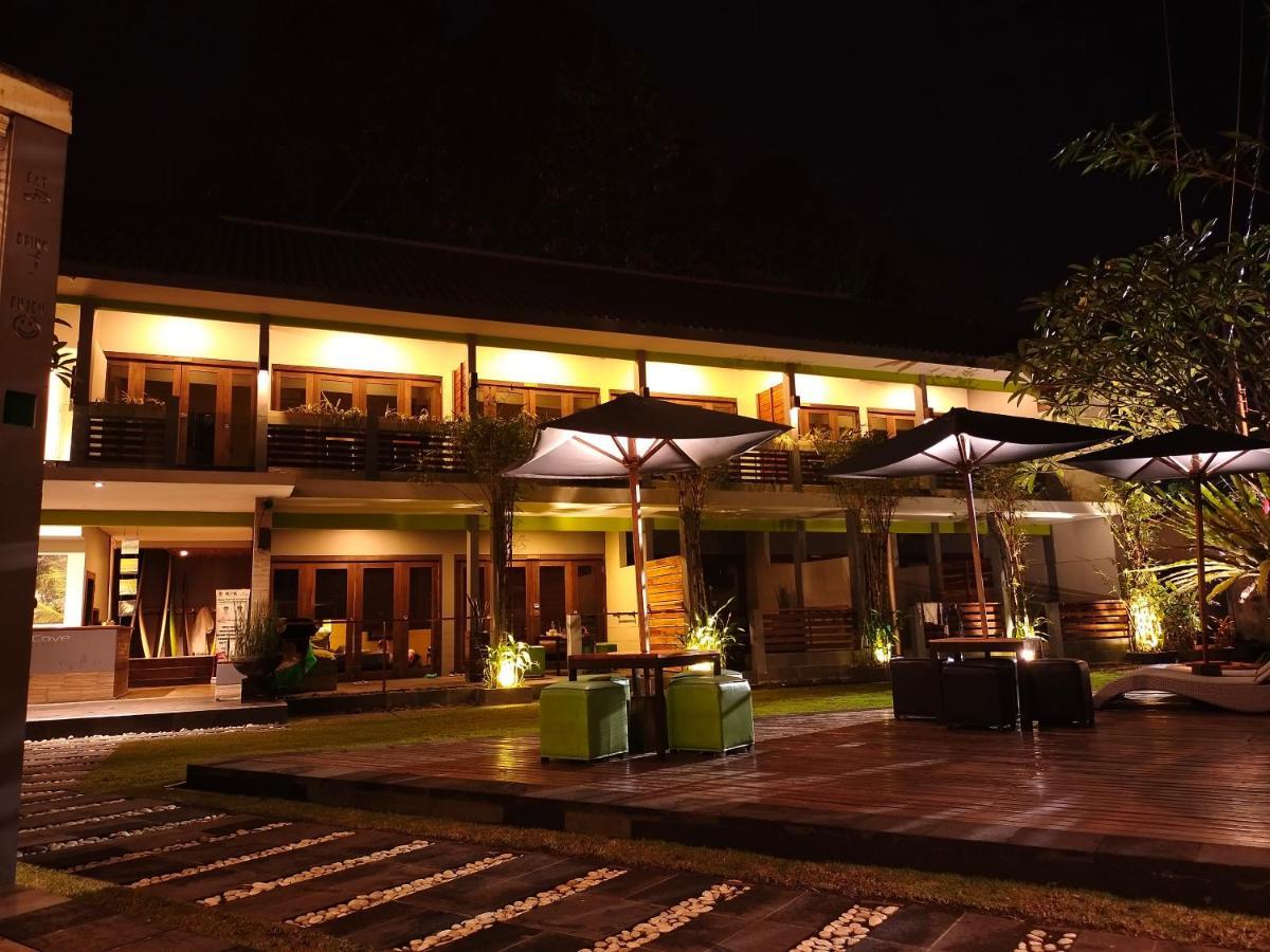 JavaCove Beach Hotel Batukaras Exterior foto
